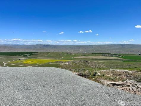 13 Little Spur Lane Brewster WA 98812