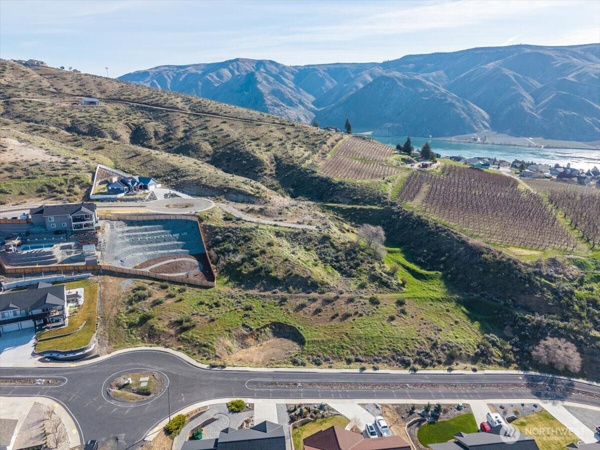 9988 Saska Way Entiat WA 98822