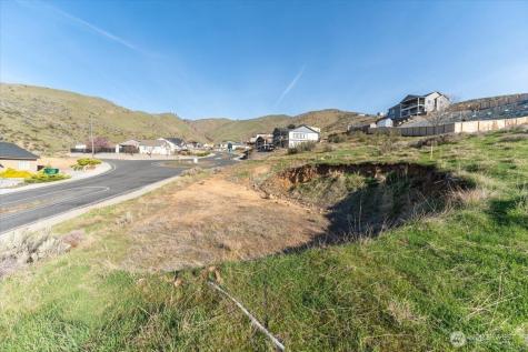 9988 Saska Way Entiat WA 98822
