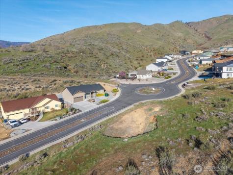 9988 Saska Way Entiat WA 98822