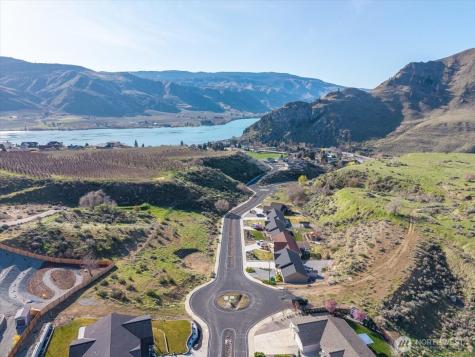 9988 Saska Way Entiat WA 98822