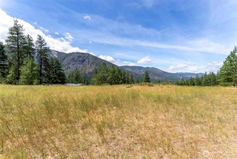 58 Homestead Road Winthrop WA 98862
