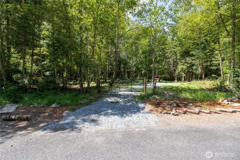 328 16th Avenue S Roy WA 98580