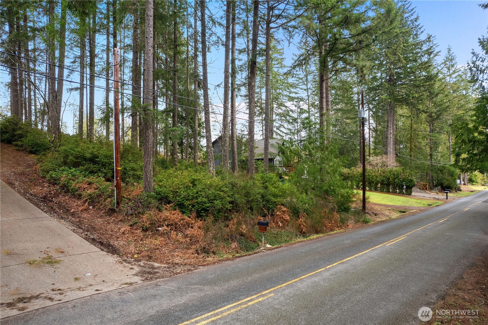 2311 E Saint Andrews N Shelton WA 98584