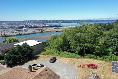 2910 44th Avenue NE Tacoma WA 98422