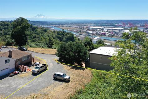 2910 44th Avenue NE Tacoma WA 98422