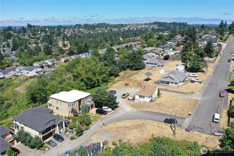 2910 44th Avenue NE Tacoma WA 98422