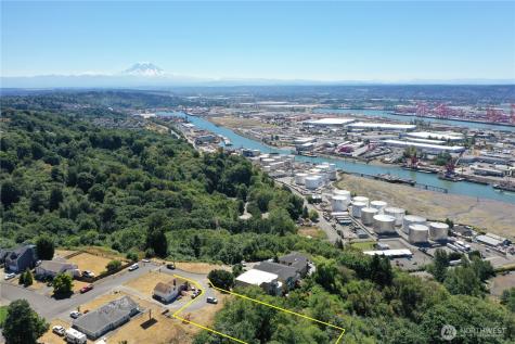 2910 44th Avenue NE Tacoma WA 98422