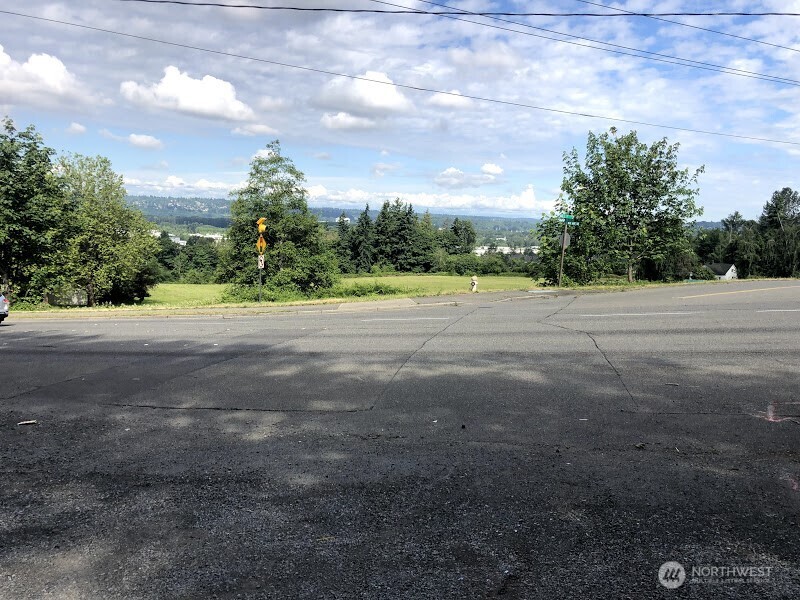 10043 SE Carr Road Renton WA 98055