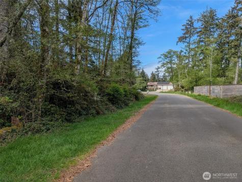 757 Evergreen Avenue SE Ocean Shores WA 98569