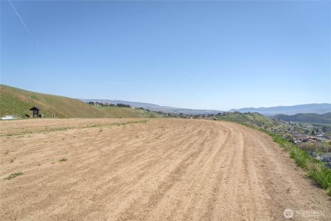 519 Diede Hills Lane Wenatchee WA 98801
