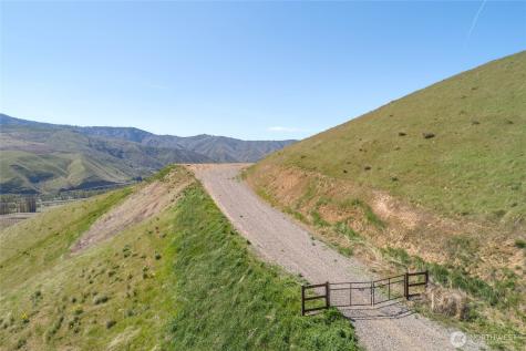 519 Diede Hills Lane Wenatchee WA 98801