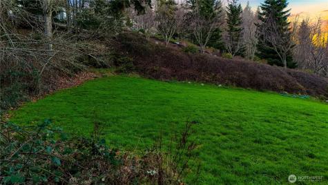 927 Grennan Place Camano Island WA 98282