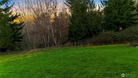 927 Grennan Place Camano Island WA 98282