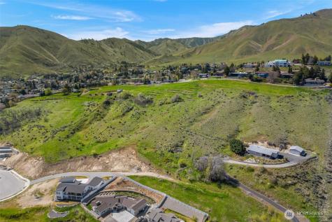 935 Silas Lane Wenatchee WA 98801