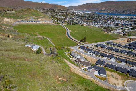 935 Silas Lane Wenatchee WA 98801