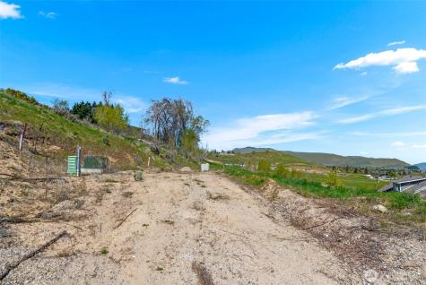 935 Silas Lane Wenatchee WA 98801