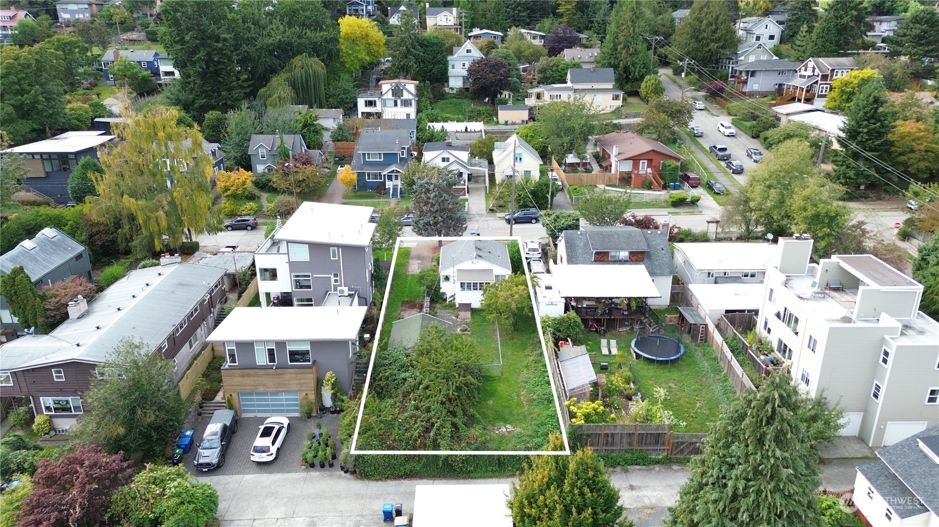 2846 22nd Avenue W Seattle WA 98199