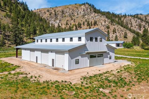 4482 Navarre Coulee Road Chelan WA 98816