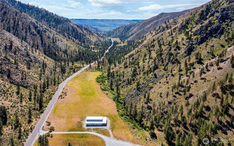 4482 Navarre Coulee Road Chelan WA 98816