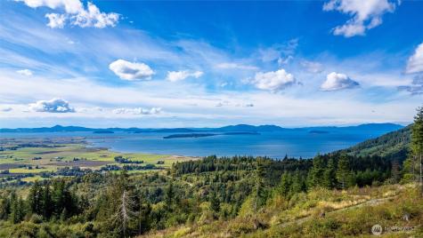 3120 Blanchard Knob Trail Bow WA 98232