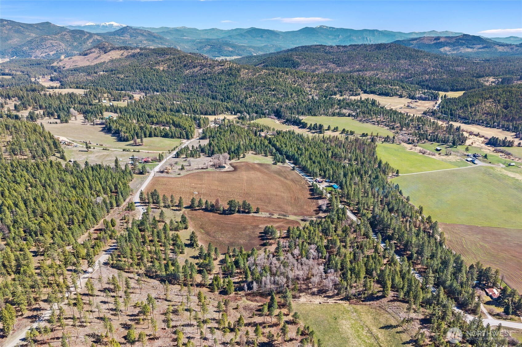 2068 Addy-gifford Road Addy WA 99101