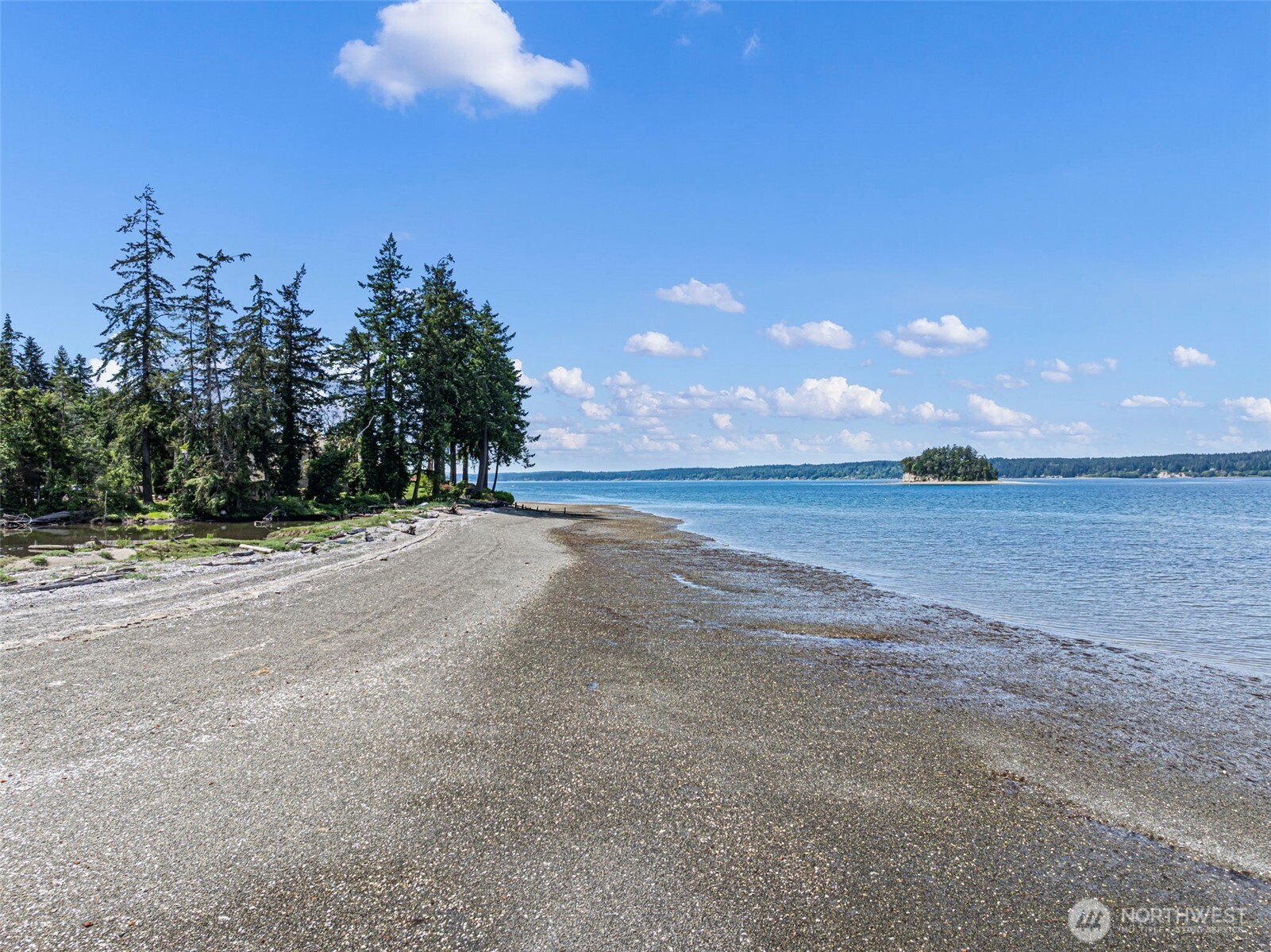 10102 Rosedale Bay Court NW Gig Harbor WA 98335