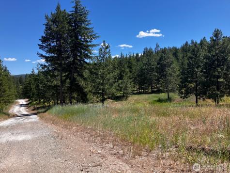 25 Outback Road Oroville WA 98844