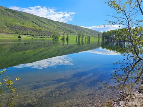 0 Whitebark Lane Winthrop WA 98862
