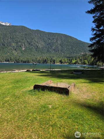 210 N Dow Creek Drive Hoodsport WA 98548