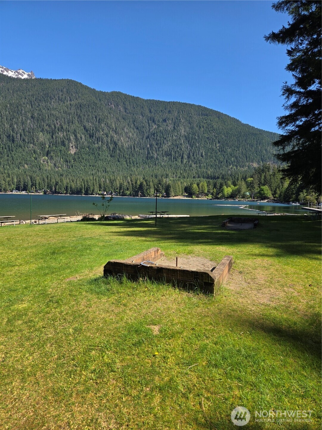 210 N Dow Creek Drive Hoodsport WA 98548