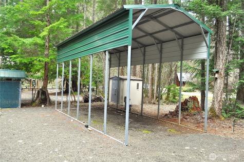 210 N Dow Creek Drive Hoodsport WA 98548