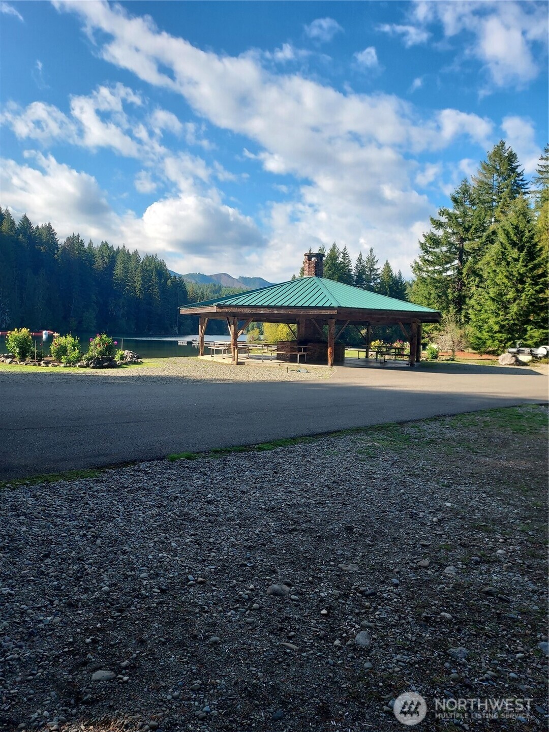 210 N Dow Creek Drive Hoodsport WA 98548