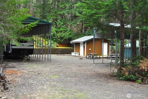 210 N Dow Creek Drive Hoodsport WA 98548