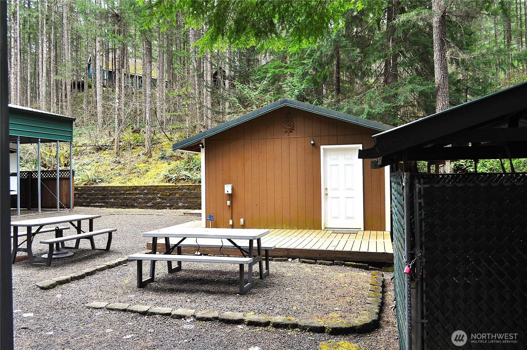 210 N Dow Creek Drive Hoodsport WA 98548