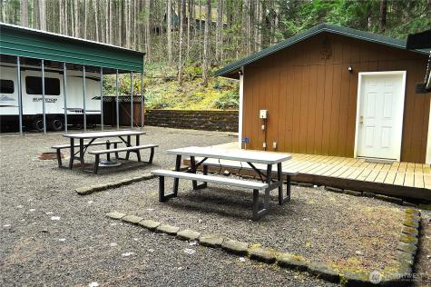 210 N Dow Creek Drive Hoodsport WA 98548