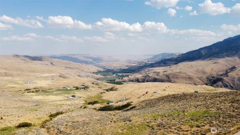 0 Curly Horse Drive Pateros WA 98846
