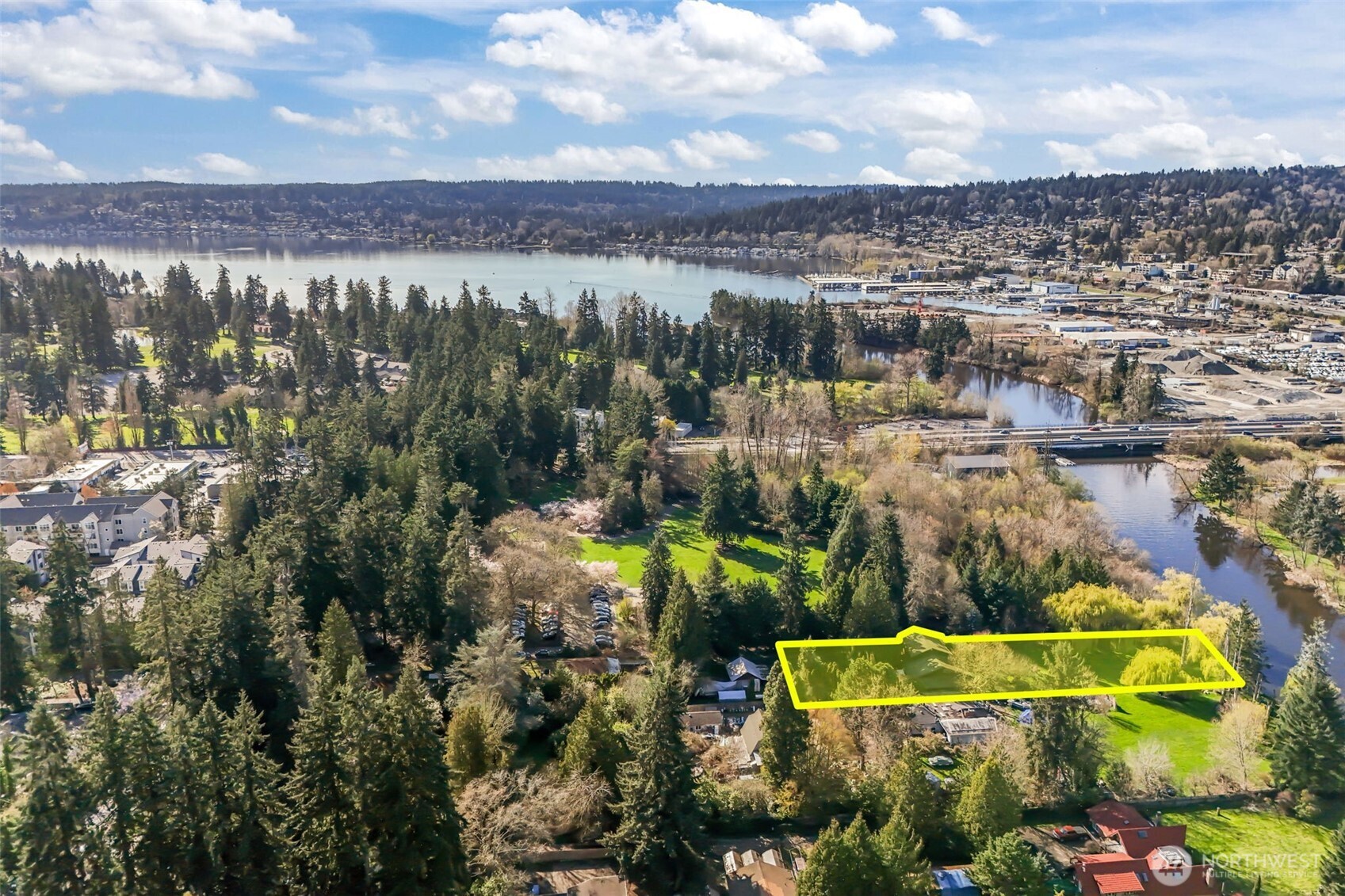 17050 70th Avenue NE Kenmore WA 98028