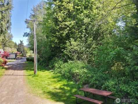 1356 SE Carl Pickel Drive Port Orchard WA 98366