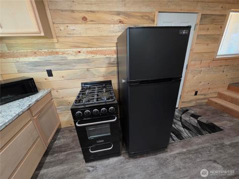 147 High Country Road Tonasket WA 98855