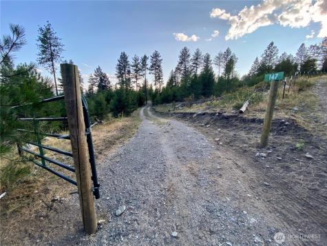 147 High Country Road Tonasket WA 98855