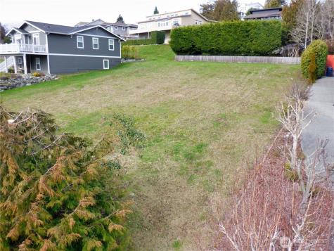 4512 Queen Ann Way Anacortes WA 98221