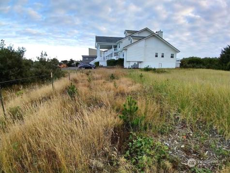 863 Ocean Shores Boulevard NW Ocean Shores WA 98569