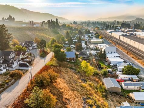 16 High Street Peshastin WA 98847