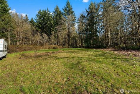8165 Orchard Avenue SE Port Orchard WA 98367