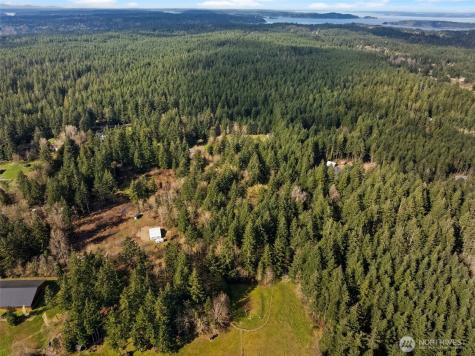 8165 Orchard Avenue SE Port Orchard WA 98367