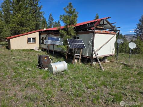 144 Reevas Basin Road Tonasket WA 98855