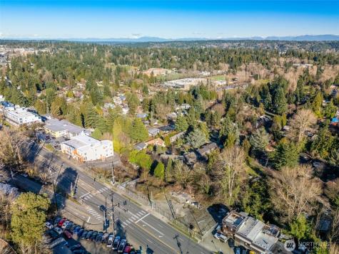 10400 Lake City Way NE Seattle WA 98125