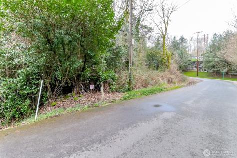 12613 35th Avenue S Tukwila WA 98168