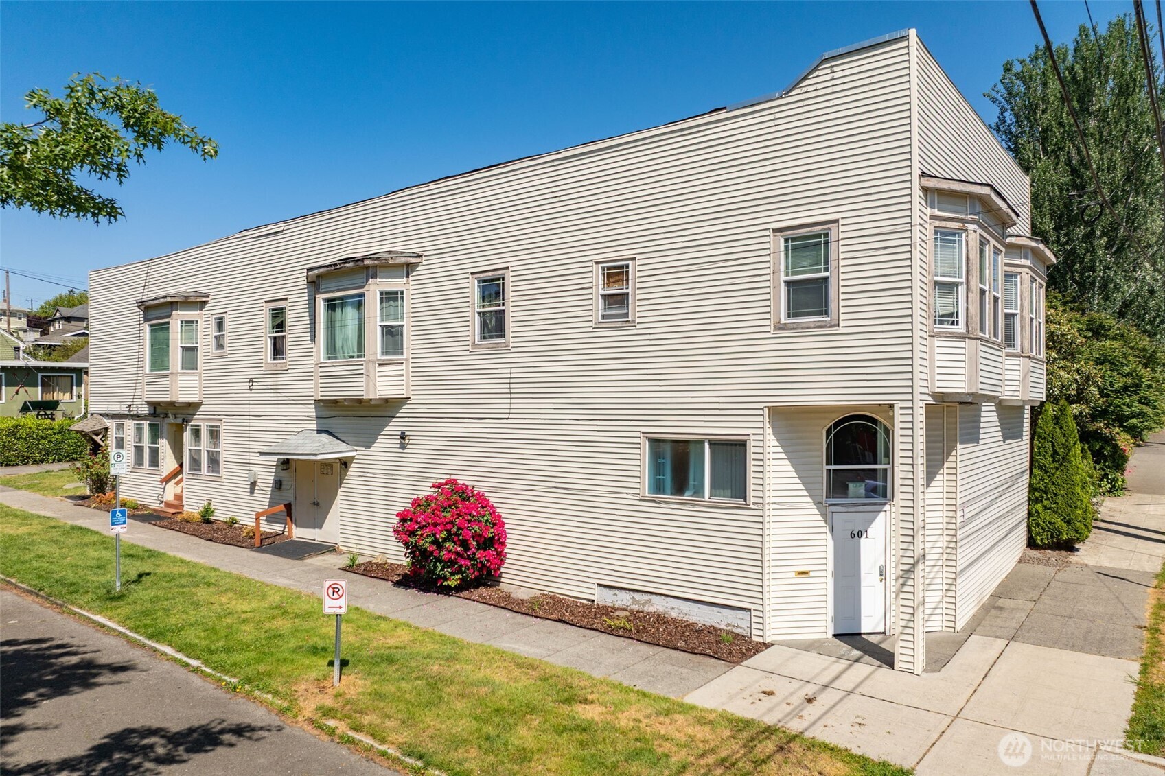601 21st Avenue Seattle WA 98122